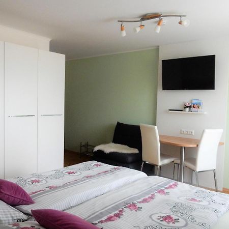 Fruehstueckspension Lach Bed & Breakfast Eberndorf Bagian luar foto