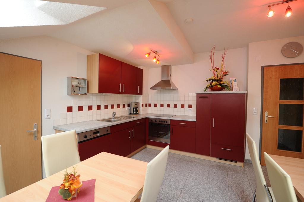 Fruehstueckspension Lach Bed & Breakfast Eberndorf Bagian luar foto