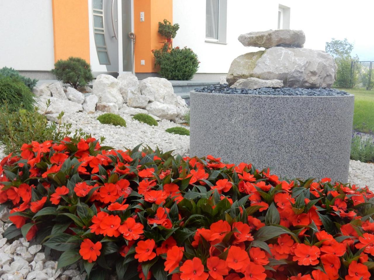 Fruehstueckspension Lach Bed & Breakfast Eberndorf Bagian luar foto